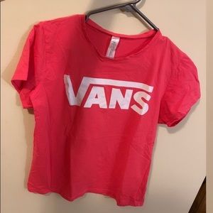 BRAND NEW VANS T-SHIRT